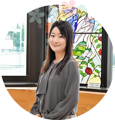 広報部女子部主任　国語科　小俣裕子先生