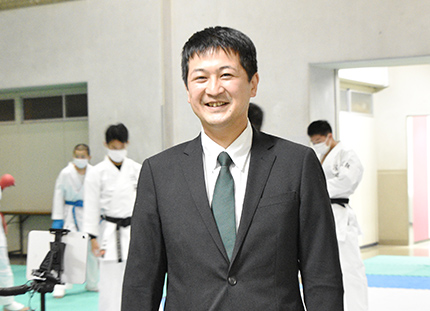 空手道部顧問 西本 智大先生