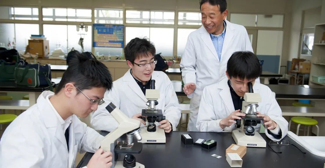 報徳学園中学校・高等学校 授業の様子