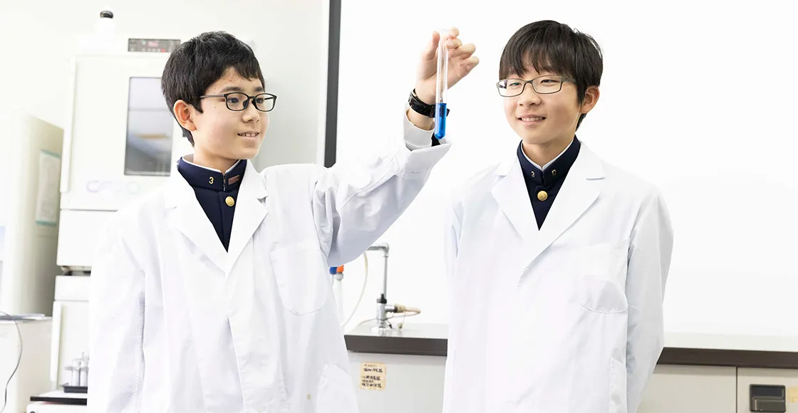 甲南高等学校・中学校 授業の様子