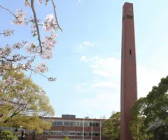 武庫川女子大学附属中学校・高等学校 校舎